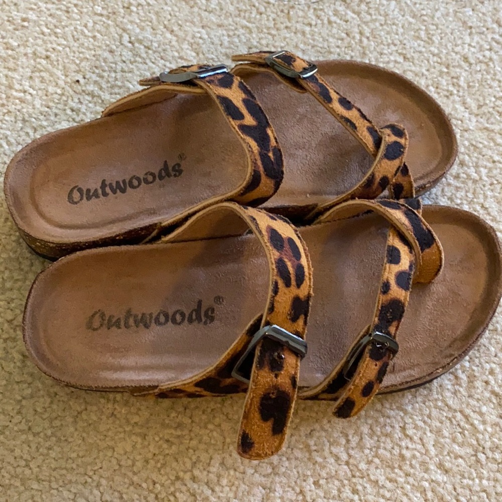 Outwoods leopard sandals